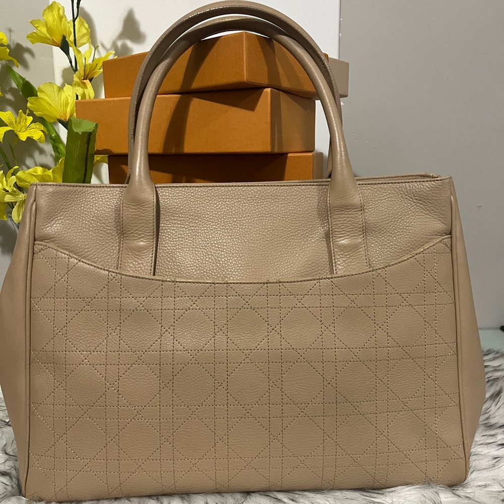 Dior Cannage tote - Picture 3 of 17
